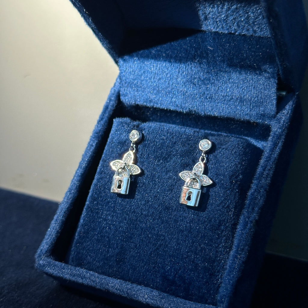 earring 3