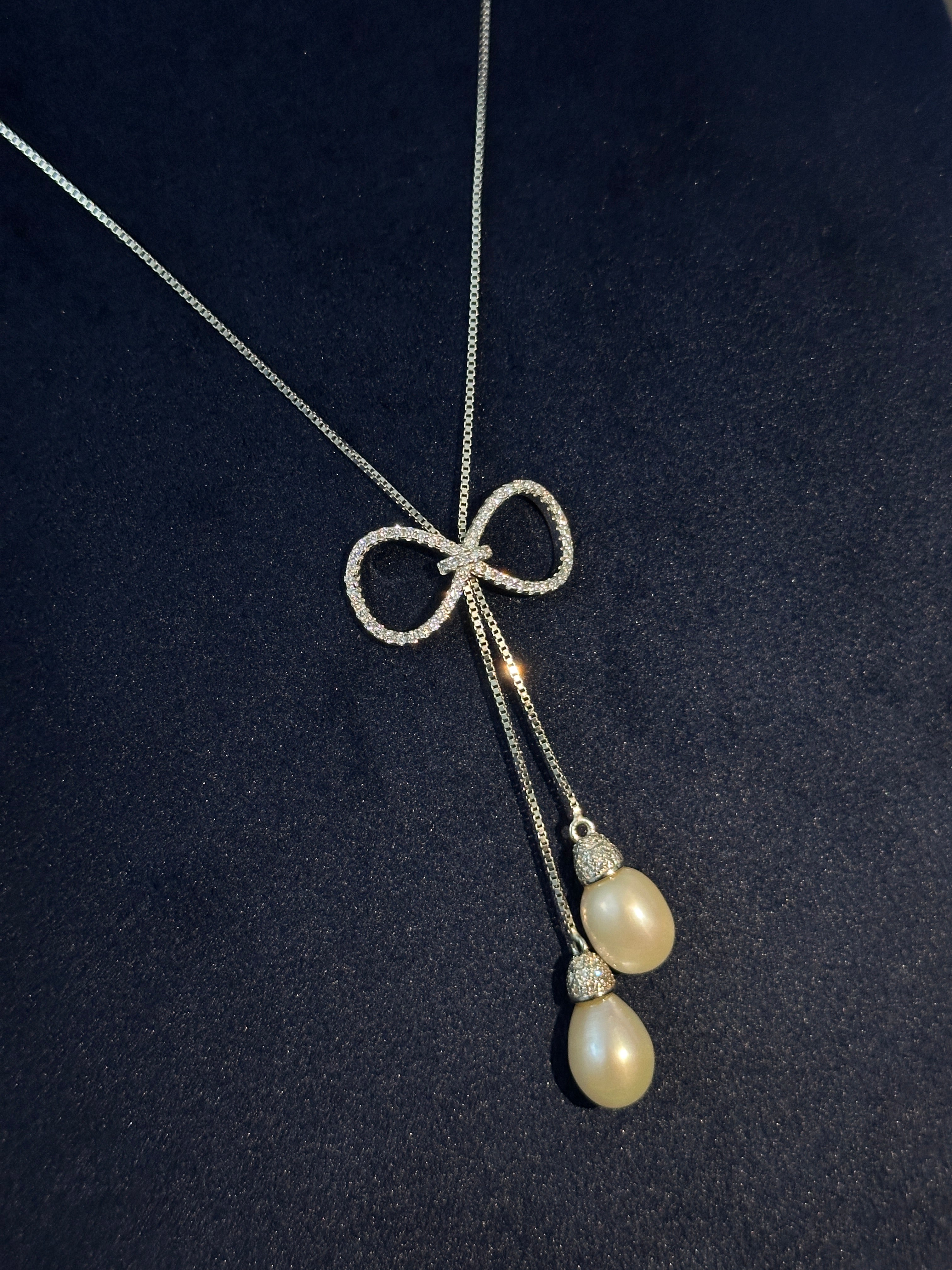 Bow Pearl Set